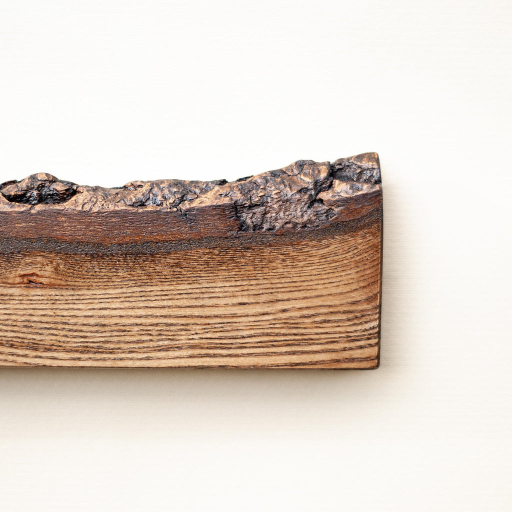 Magnetinis peilių laikiklis iš ąžuolo su natūraliu kraštu, 24 cm – nuotrauka 2